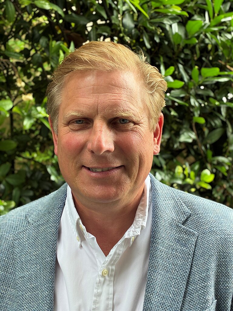 Volker_Pohlschmidt_Portrait.jpg  